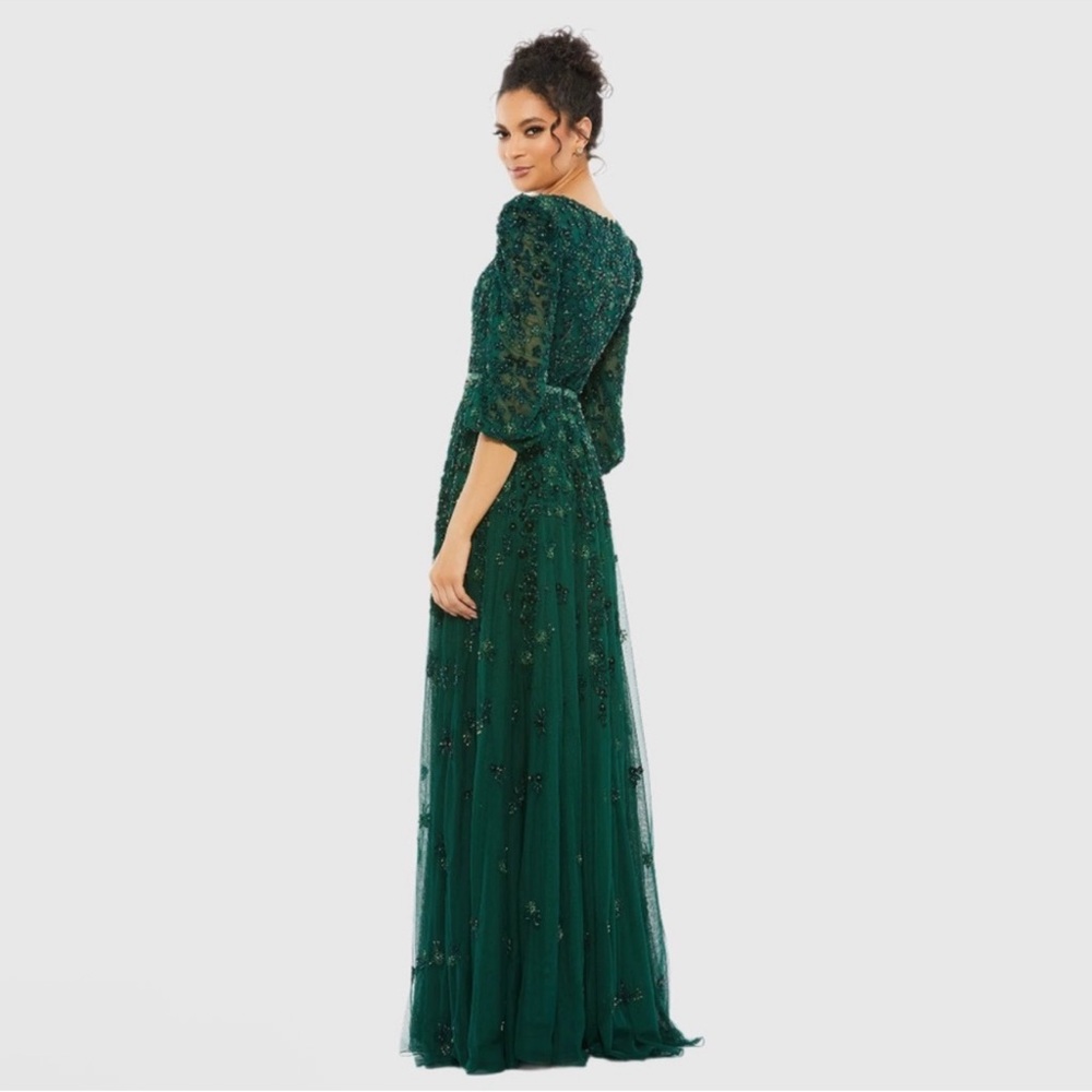 MAC DUGGAL
Green Embellished V Neck 3/4 Sleeve A Line Gown - Picture 3 of 13